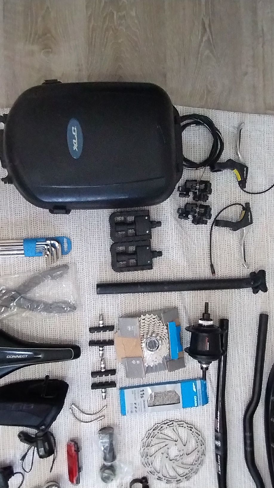 Venda de Peças Variadas e Ferramentas Parktool / Serviço de reparação