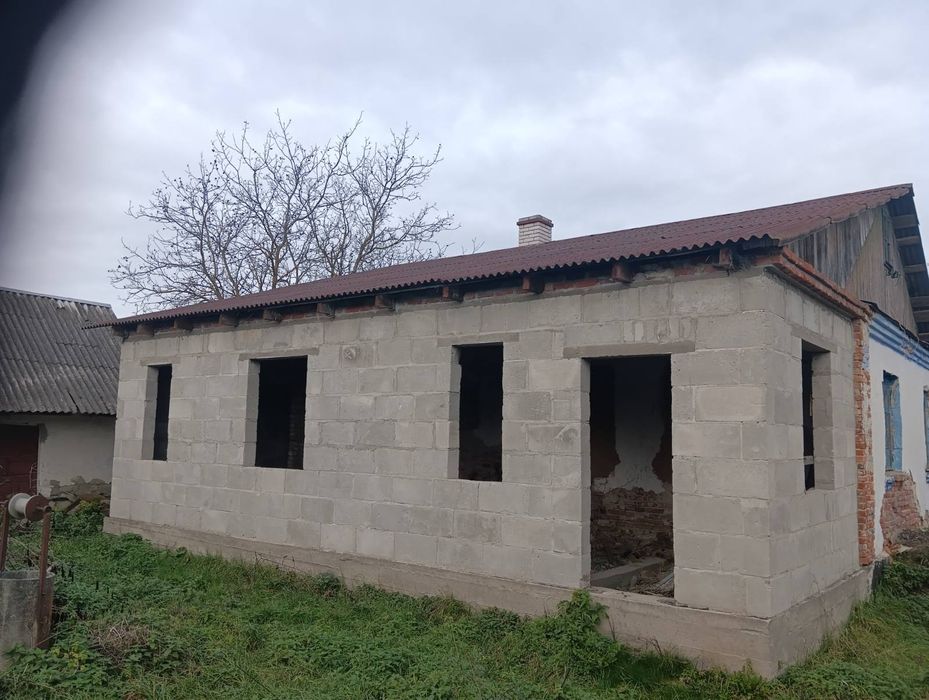 Терміново Продам дім в с. Стрієва