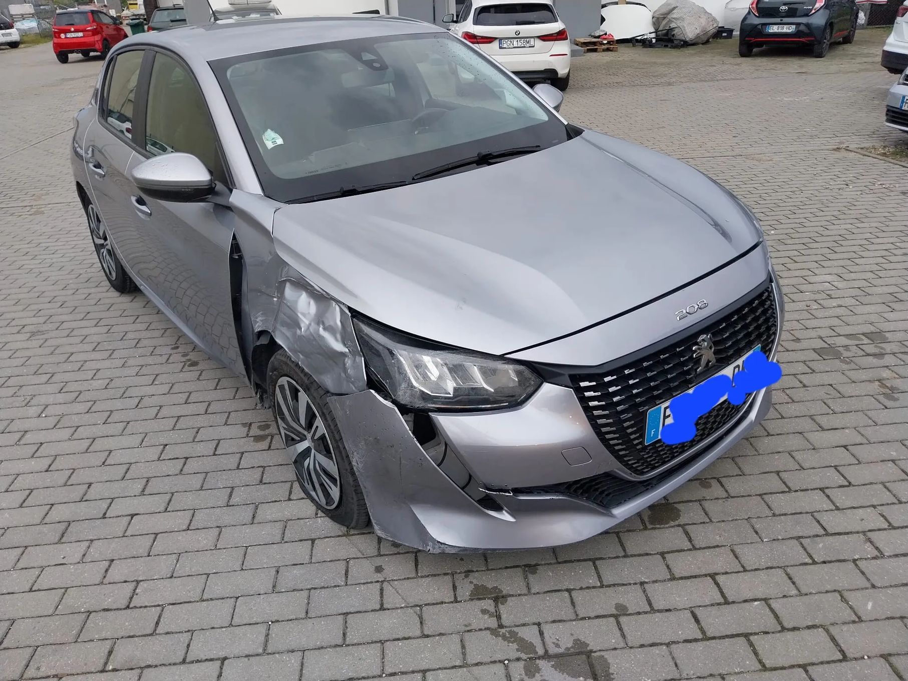 Peugeot 208 1,2 NAVI*FullLED*Lekko uszkodzony*Pali Jeździ.