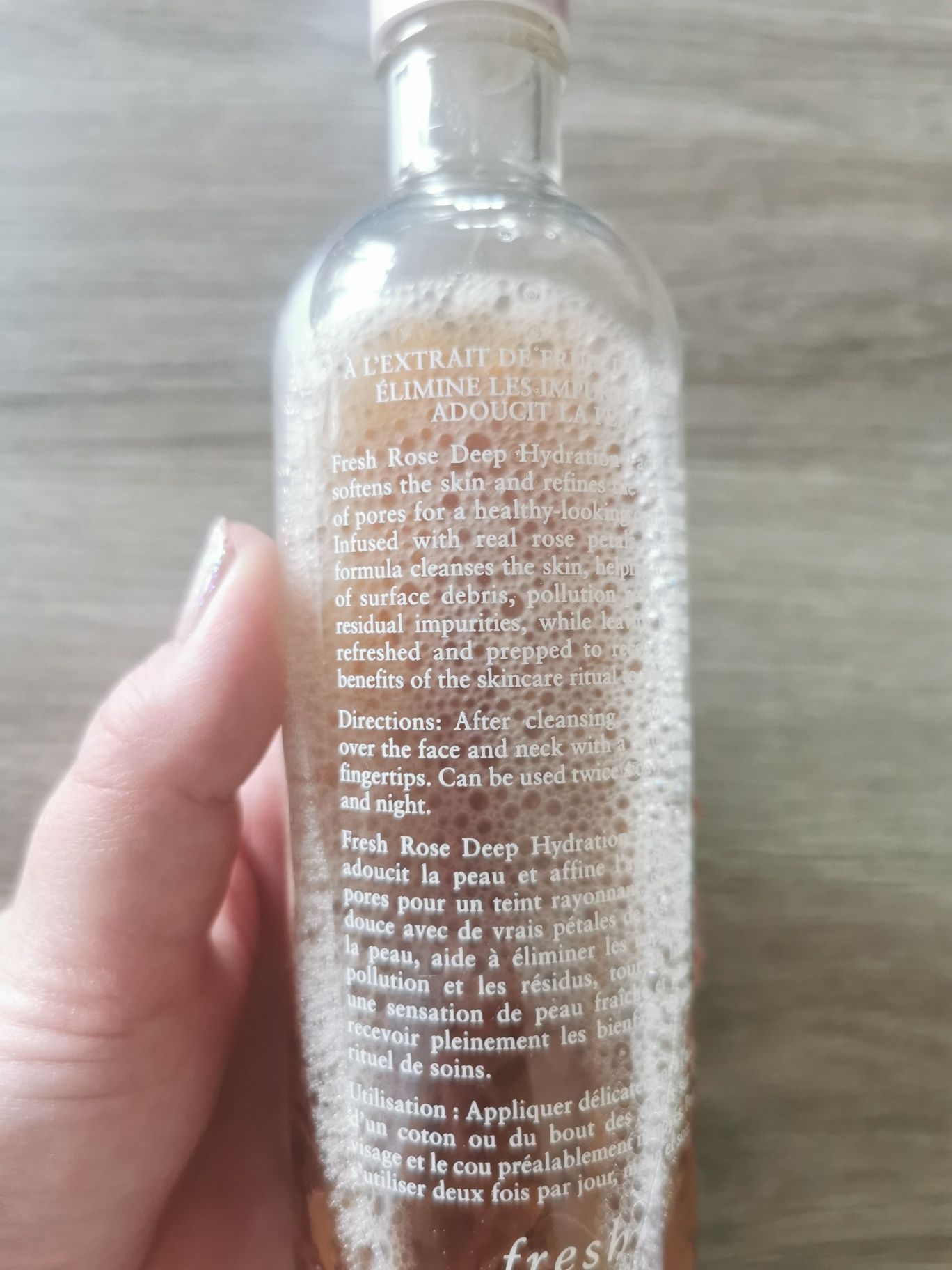 Fresh, tonik z płatkami róż, Deep Hydration Toner