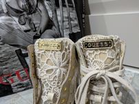 Guess sneakersy beż r. 38,5