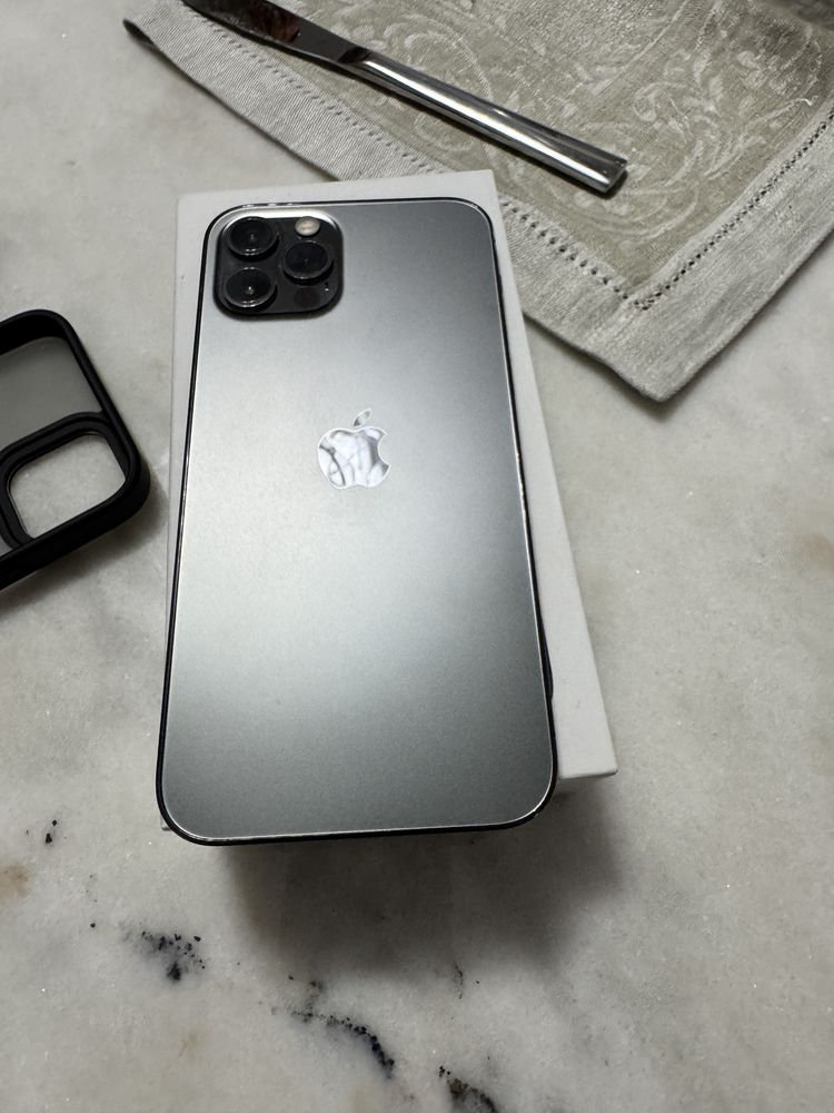 iPhone 12 pro 256 gb