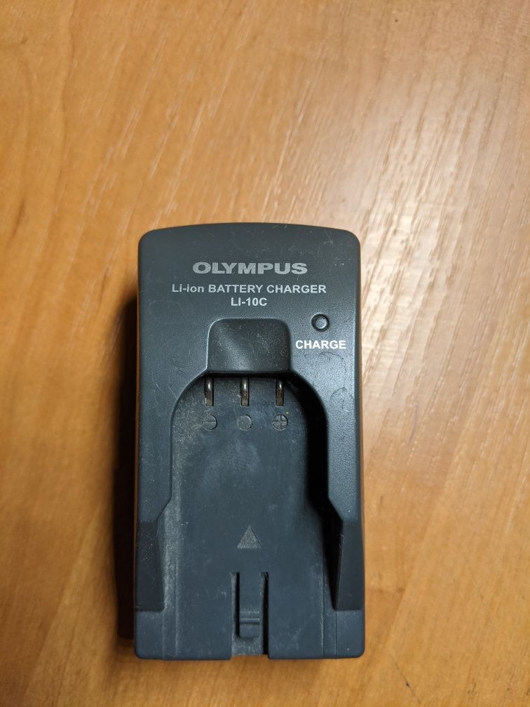 Olympus зарядное устройство