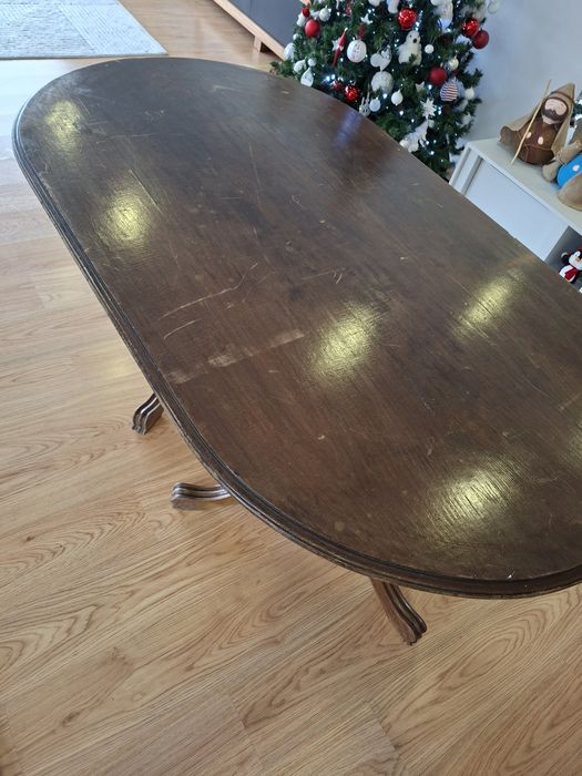 Mesa oval dupla pata de galo