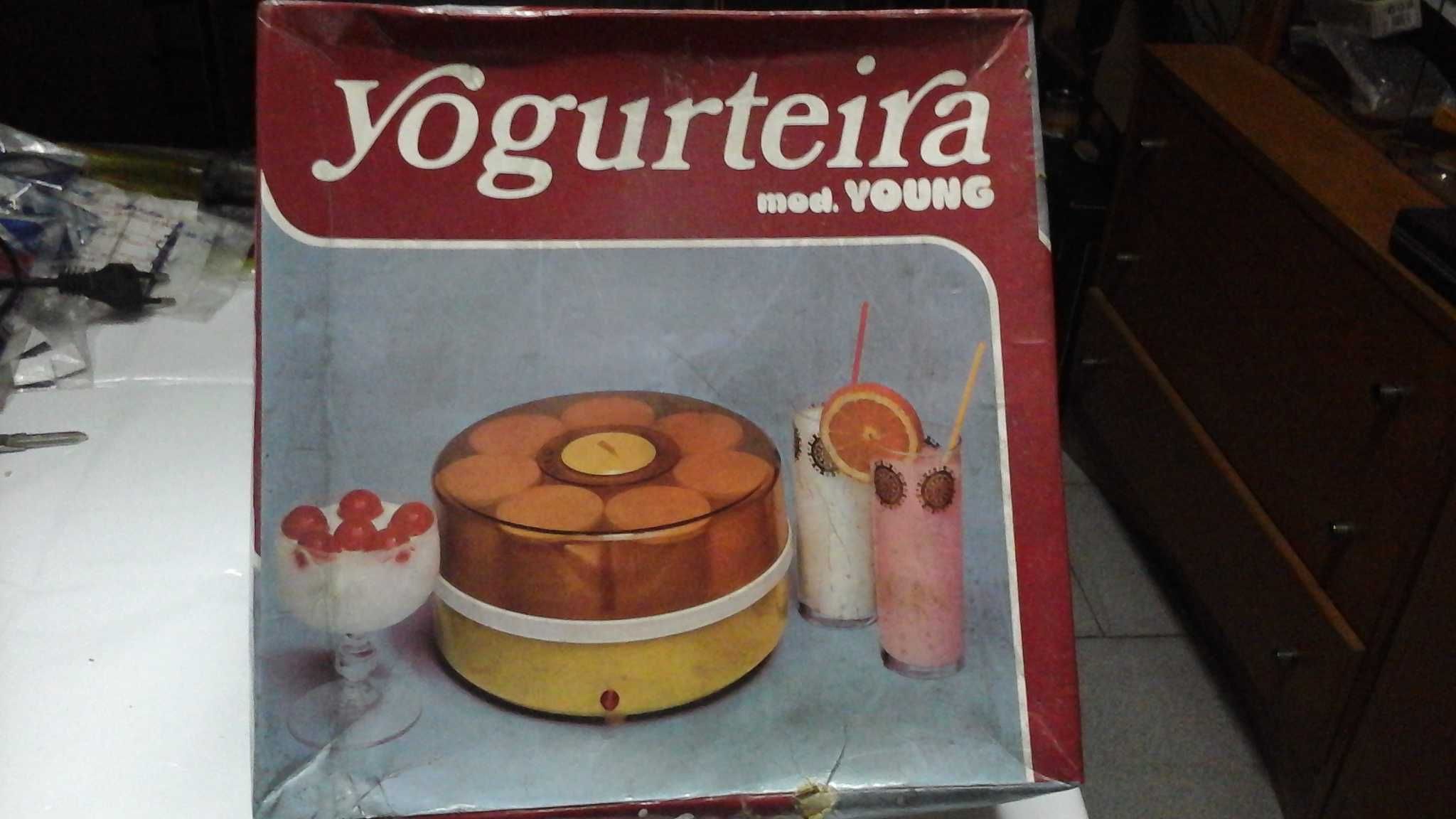 Vendo Yogurteira  modelo YOUNG 7 copos