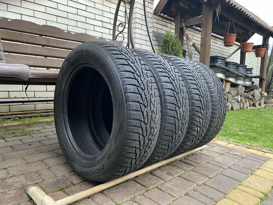 Резина 205/60/16 Зима! Nokian!