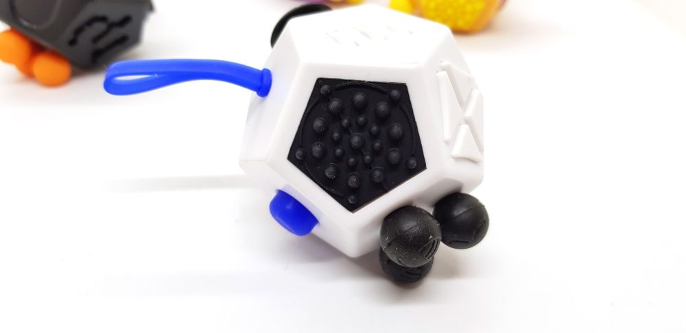 2019! Фиджет-куб 4 ЦВЕТА 7х6х7см! - Fidget Cube Версия 2.0 куб игрушка