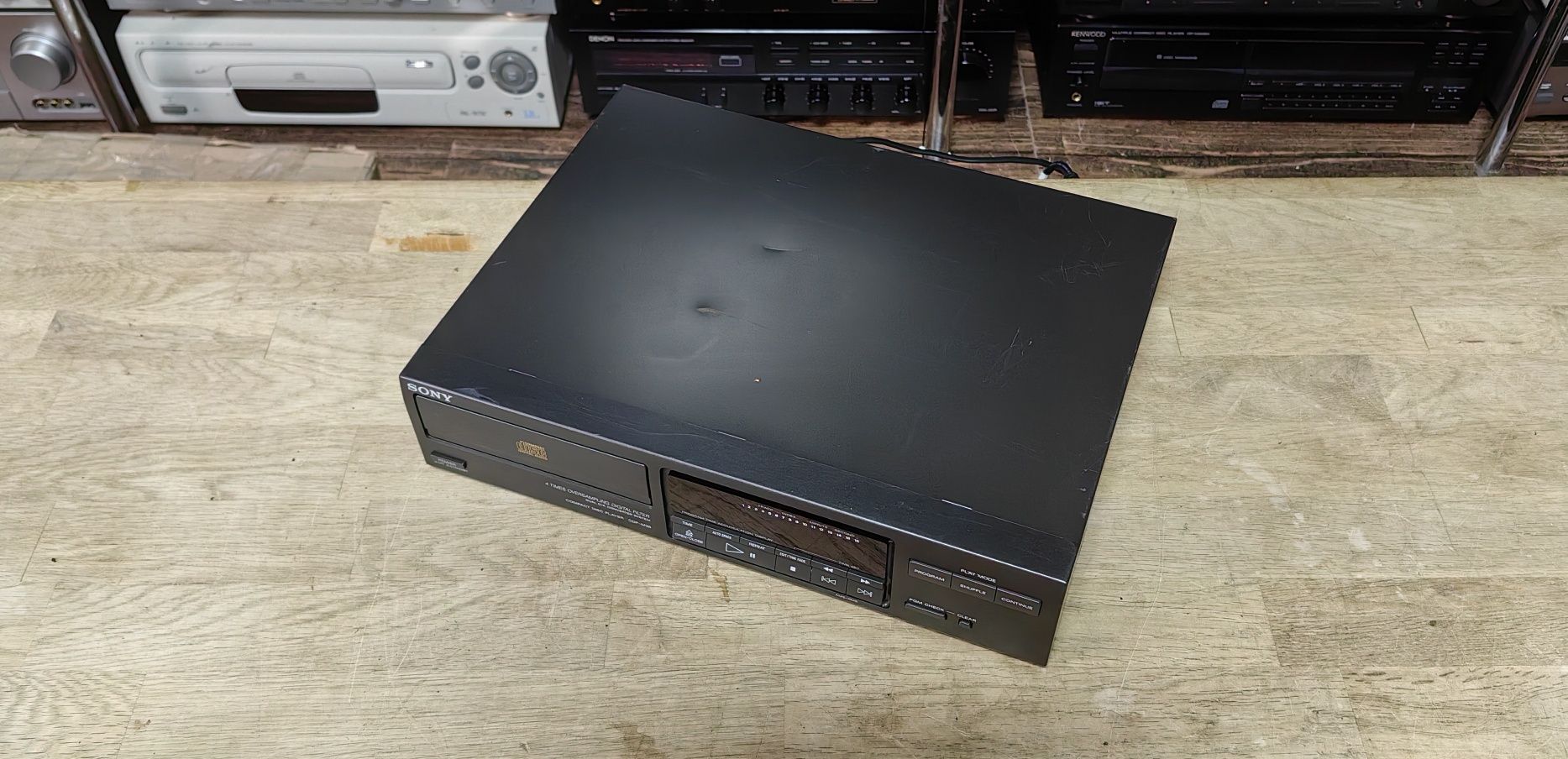 CD-програвач Sony CDP-M26