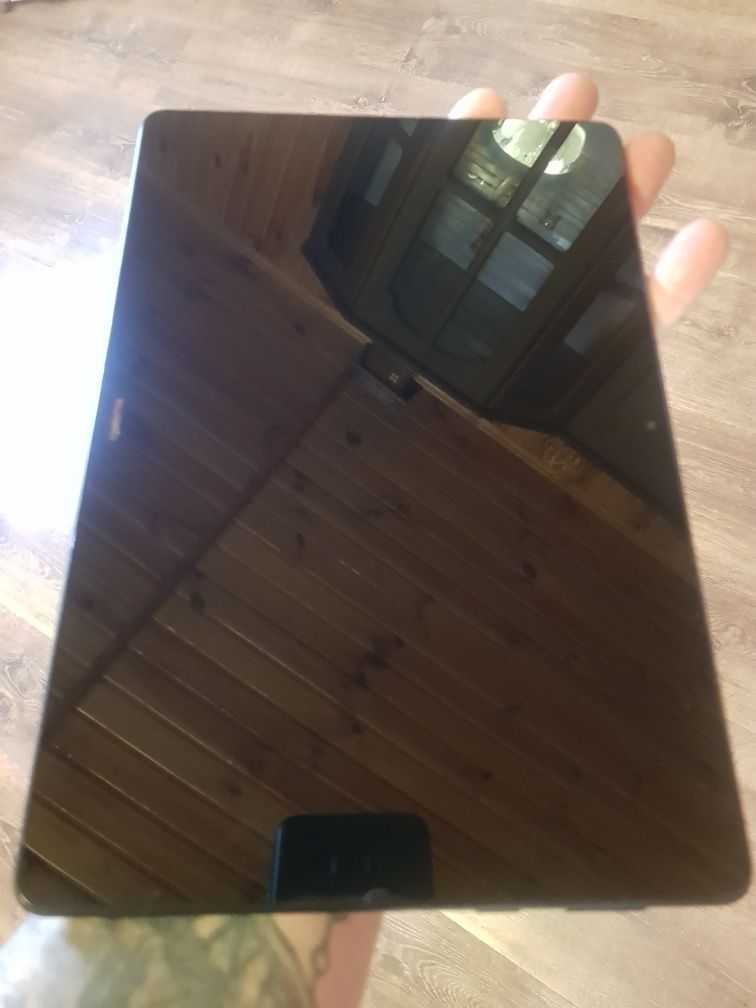 Планшет HUAWEI Mediapad t5