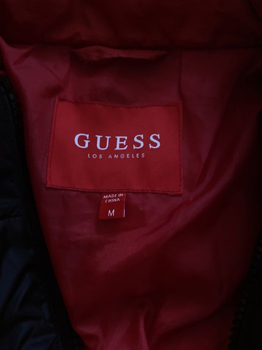 Пуховик Guess