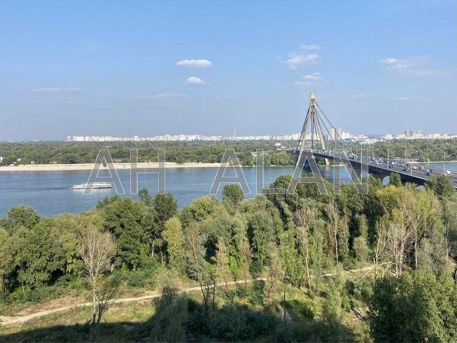 Продаж квартири в ЖК Парк Стоун на вул. Володимира Івасюка  2Д