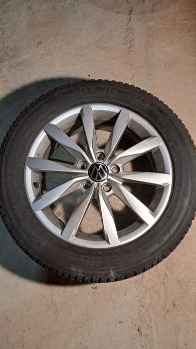 Шини 215/55/17 +диски ФОЛЬЦВАГЕН ТІРОК
