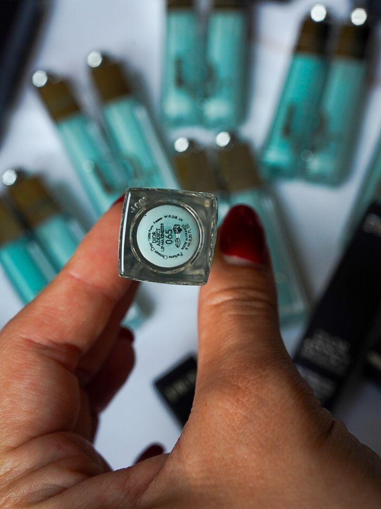 Блиск для губ addict lip maximizer 065 icy blue