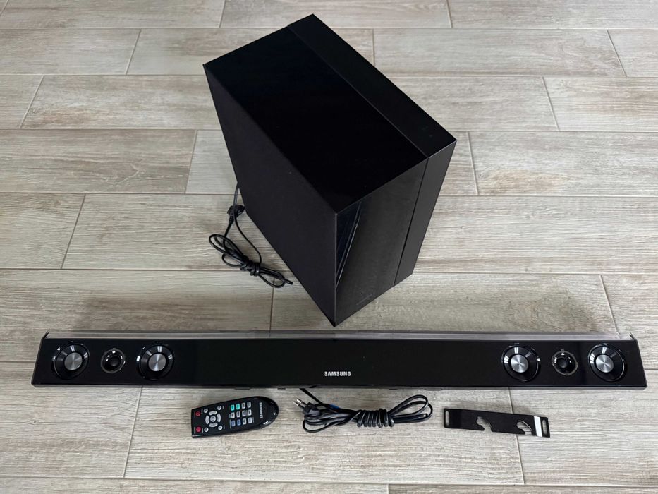 !!OKAZJA!! - Soundbar SAMSUNG HW C450 2.1