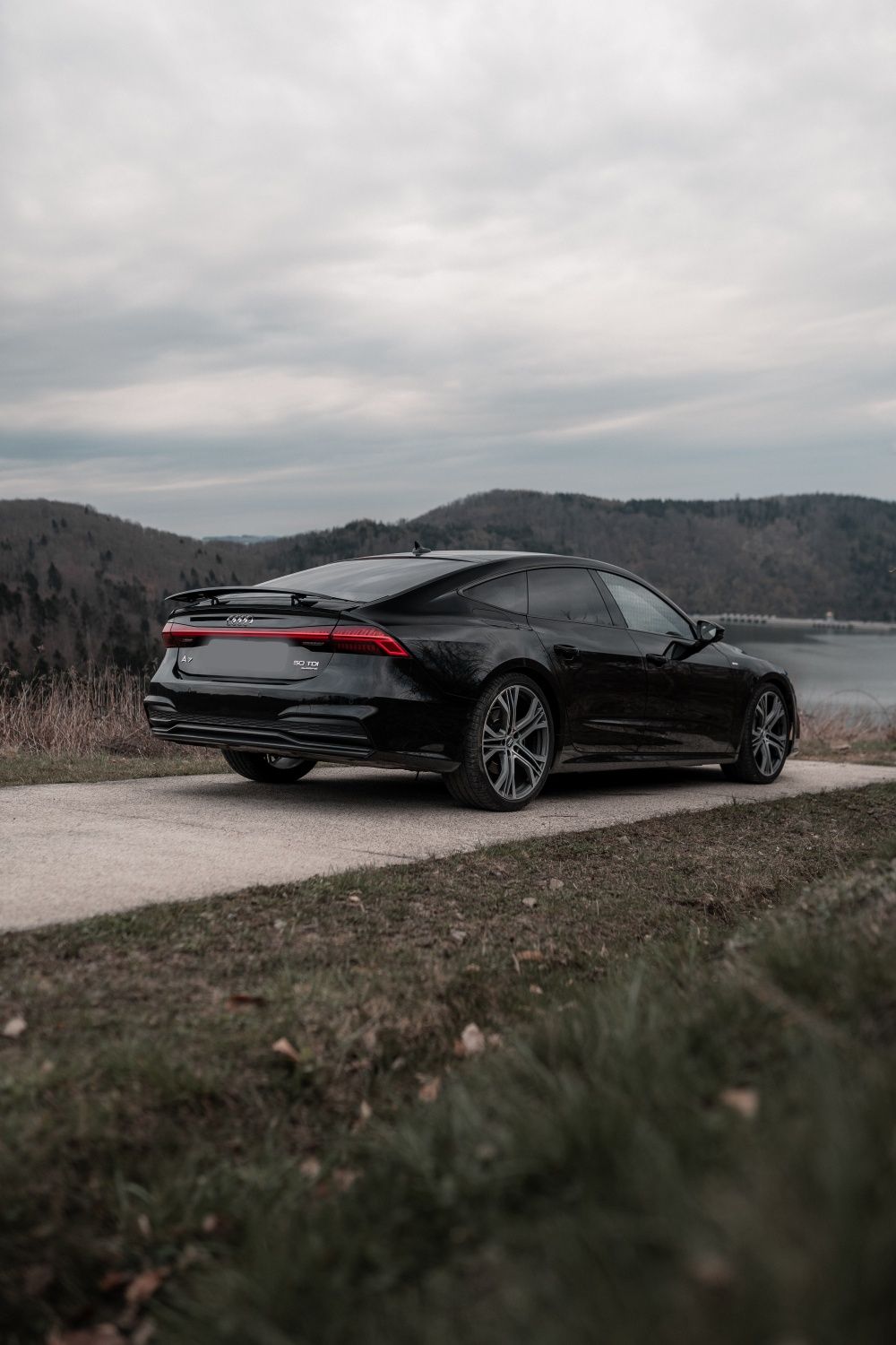 Auto do ślubu, wynajem auta na ślub AUDI A7 S LINE