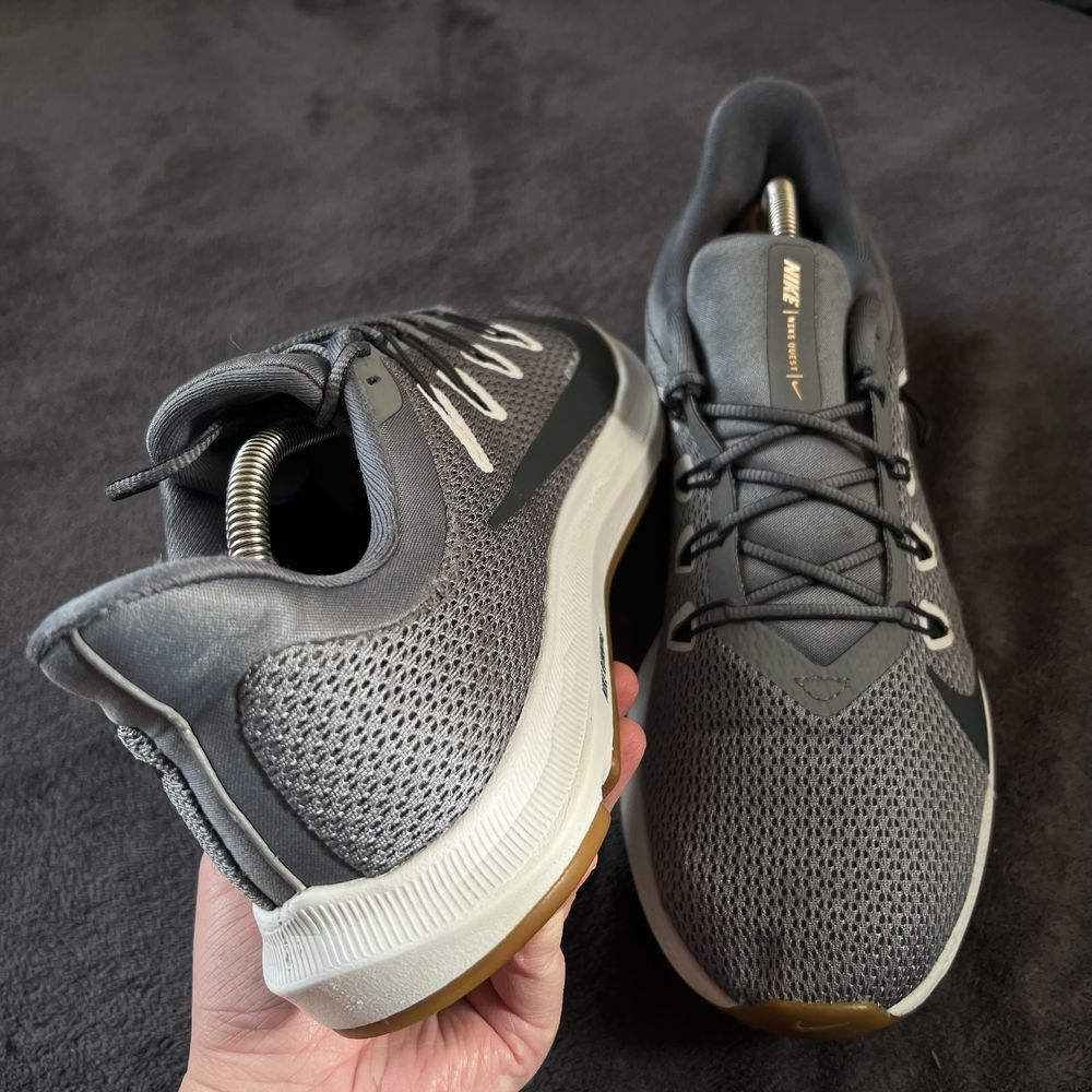 Чоловічі кросівки Nike Qvest running. P. 44,5.