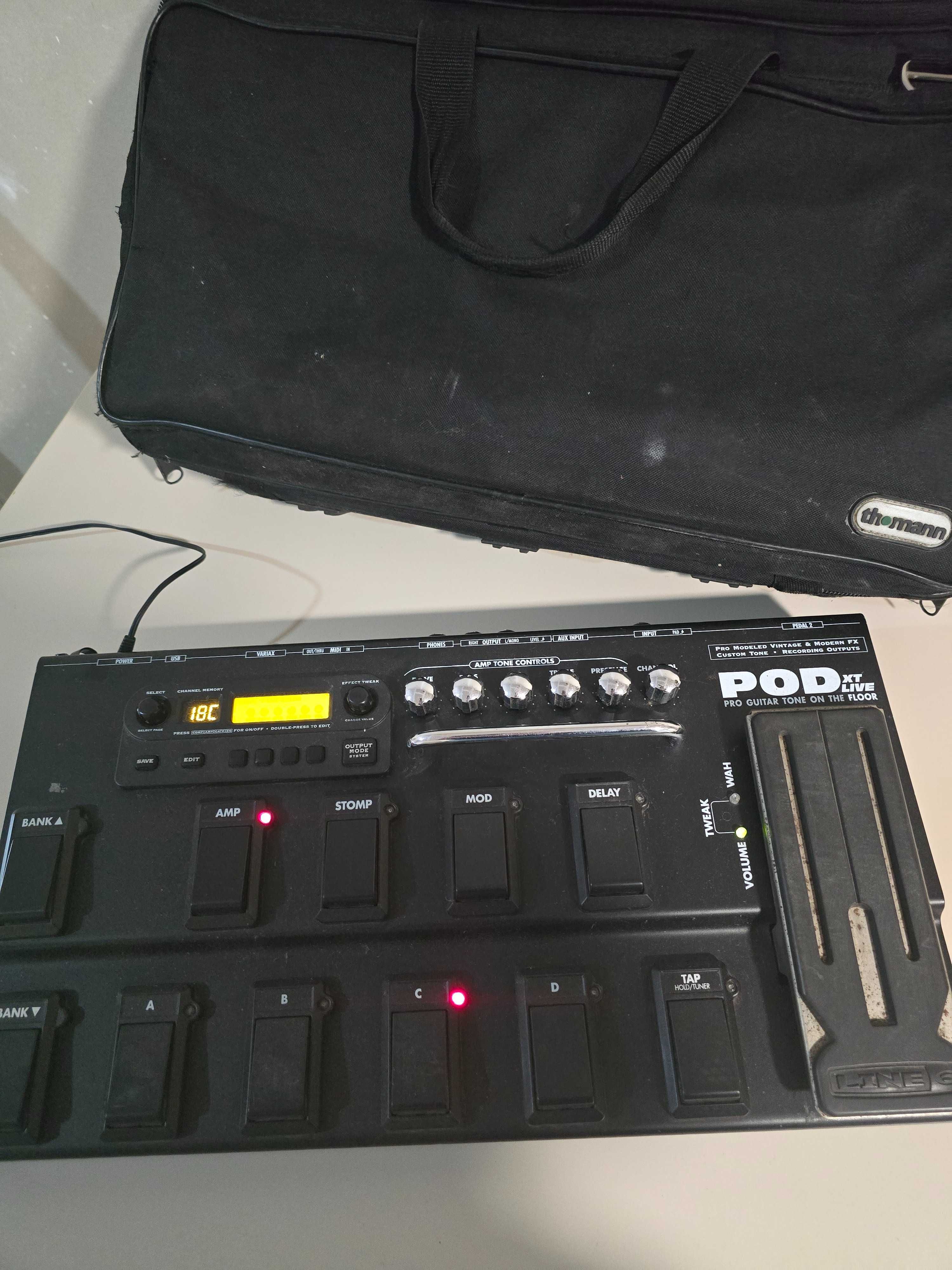 LINE6 PAD XT Live efekt do gitary