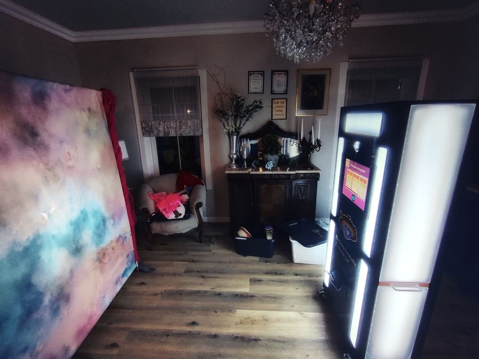 FOTOBUDKA wynajem - na twoją imprezę, urodziny, wesele