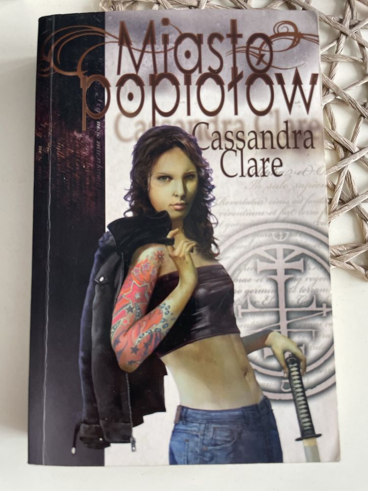 Miasto popiołów Cassandra Clare