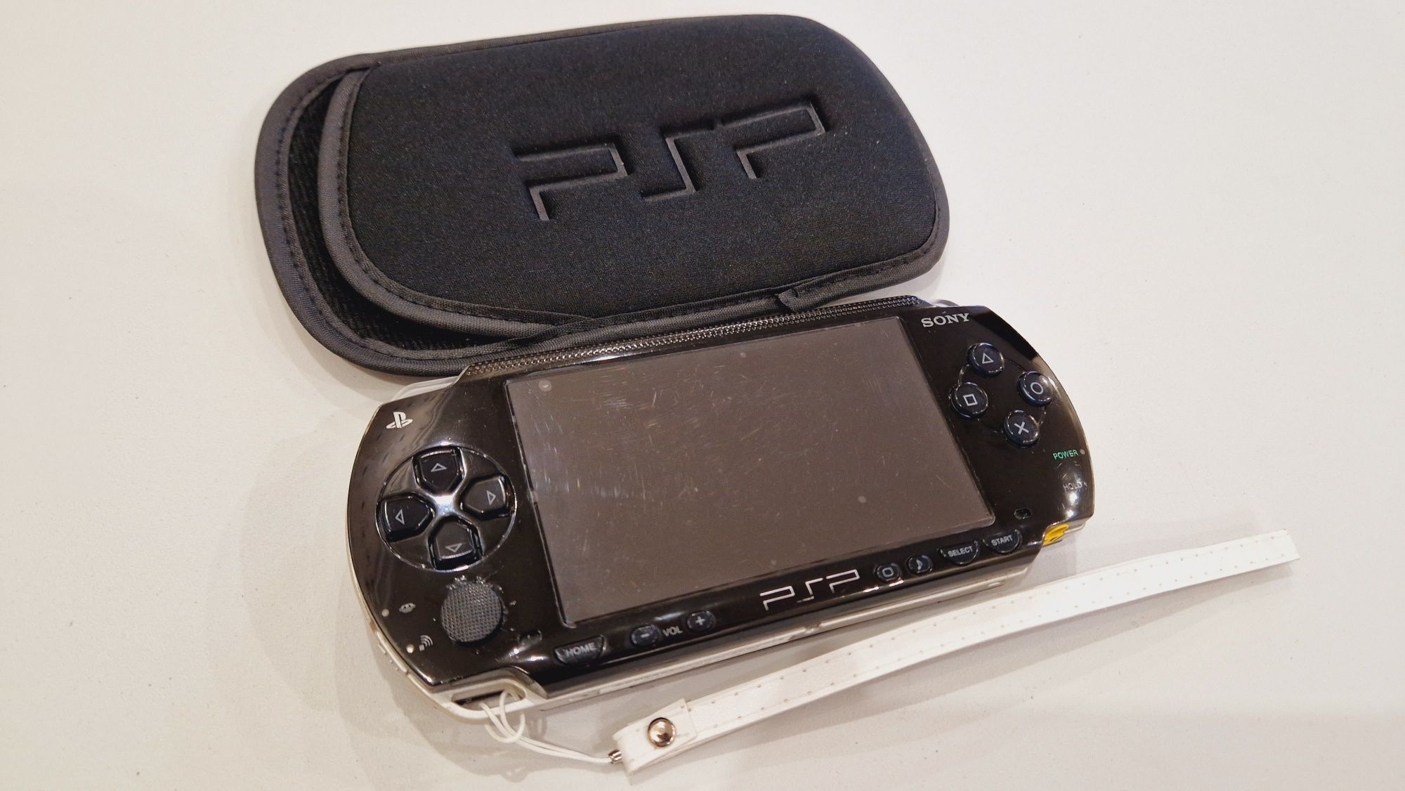 PSP Sony 64гиг 120игр+ чехол!