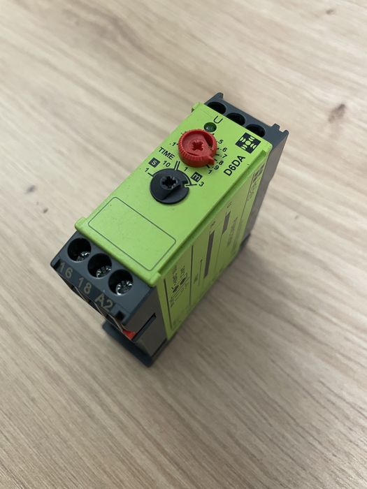 Реле часу серії Delta