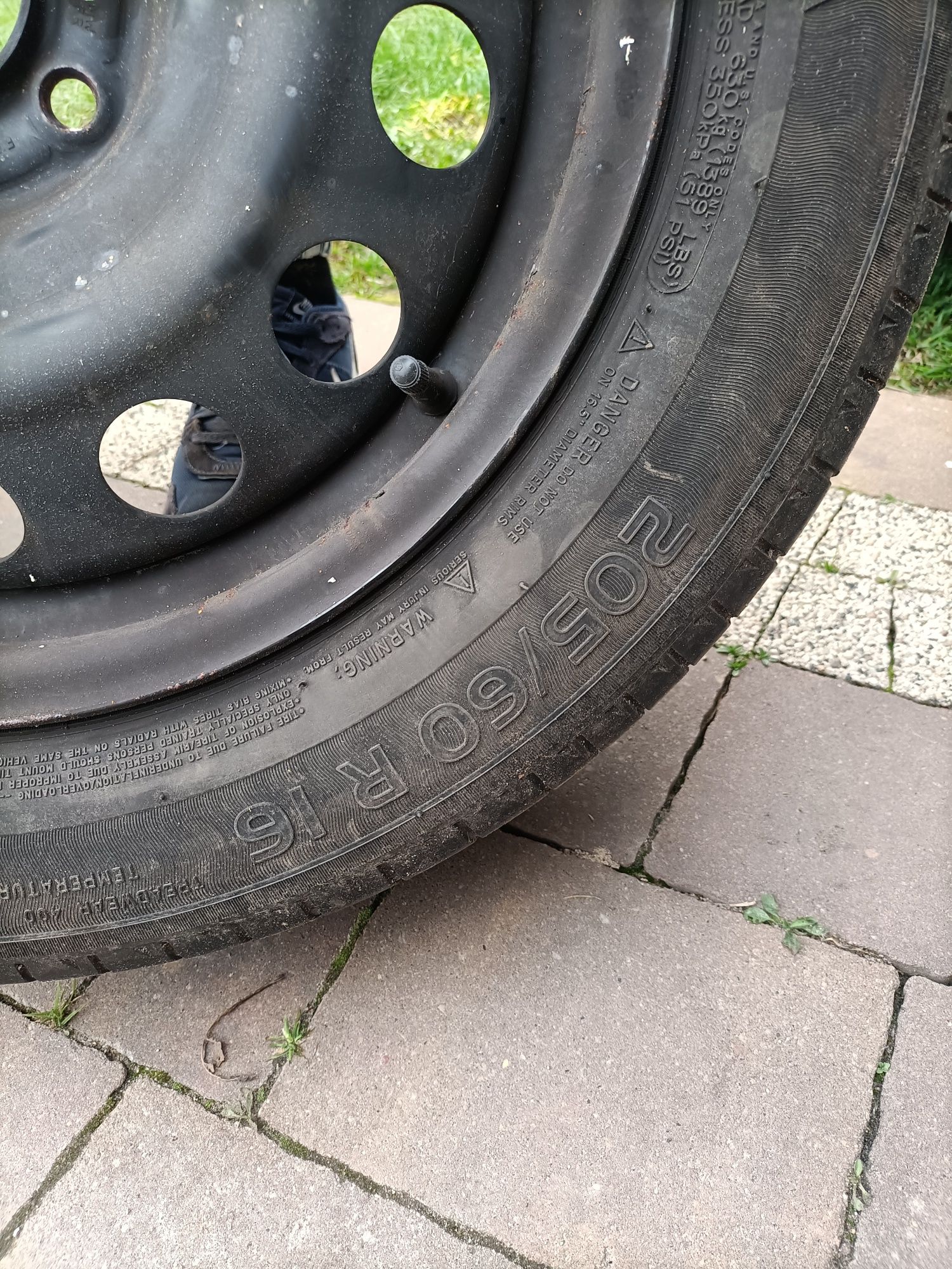 Koła 16 z oponami Michelin do Citroen Berlingo