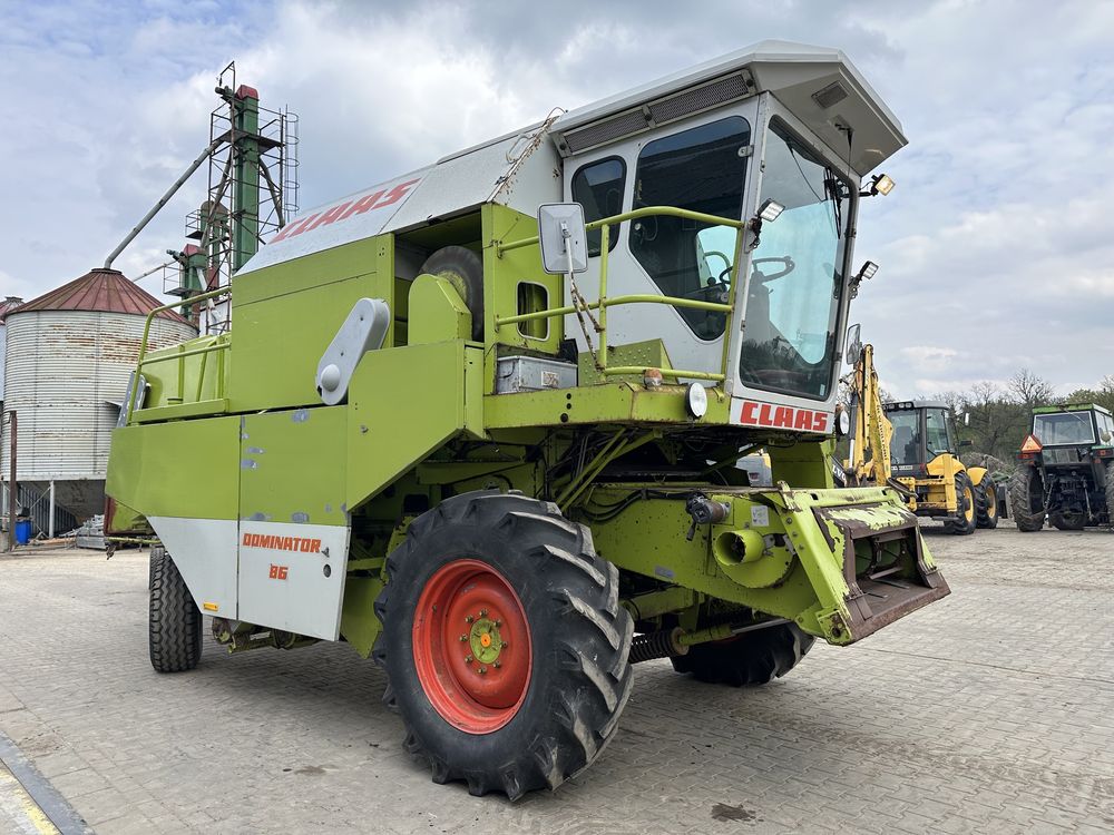 Claas dominator 86 kombajn heder 3.9