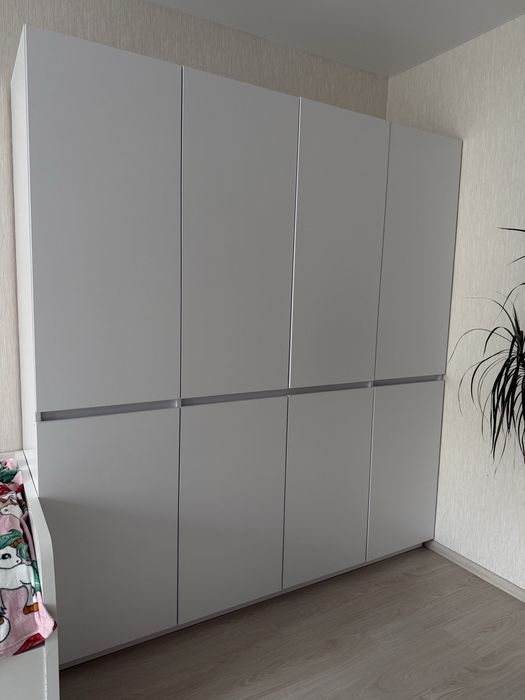 Продам шкаф ,стан нового