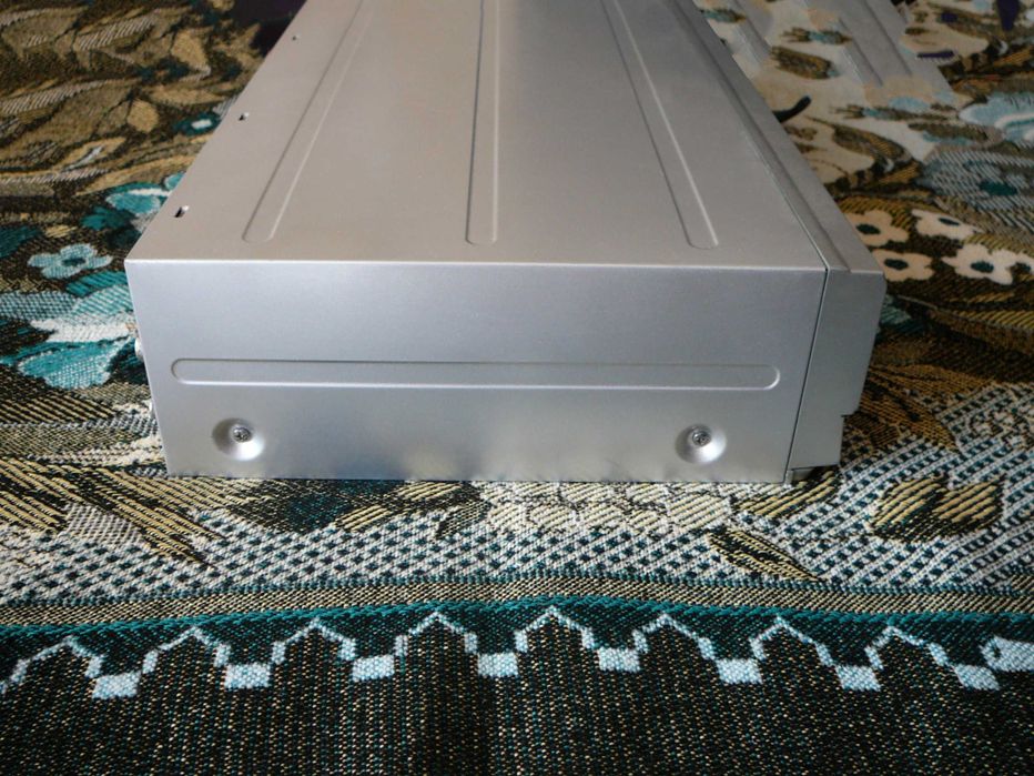 DVD-VHS рекордер Funai W4A-A4180DB