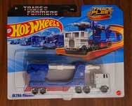 Hot Wheels Transformers Magnus Ultra