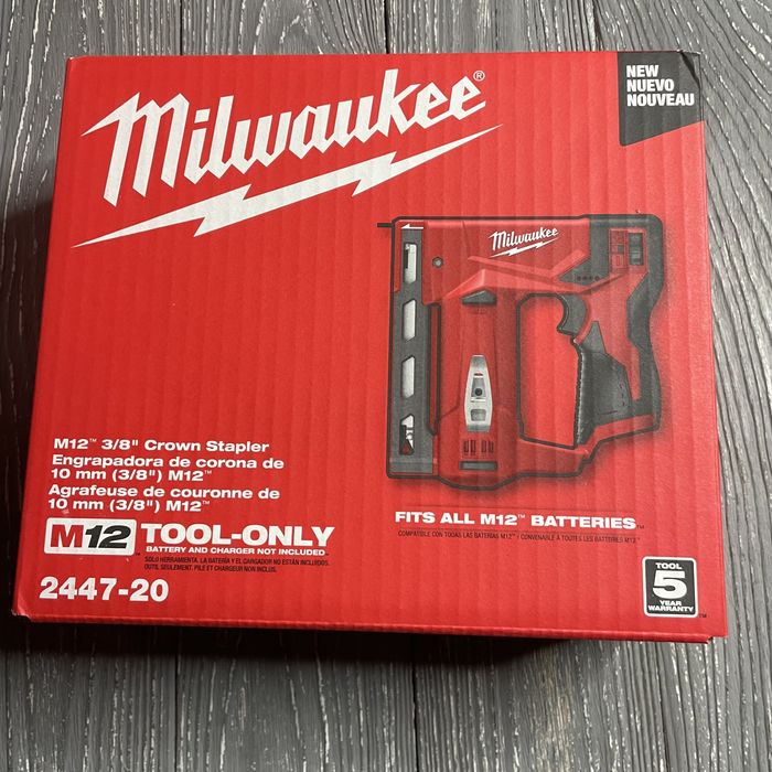 акумуляторний степлер Milwaukee M12 2447-20