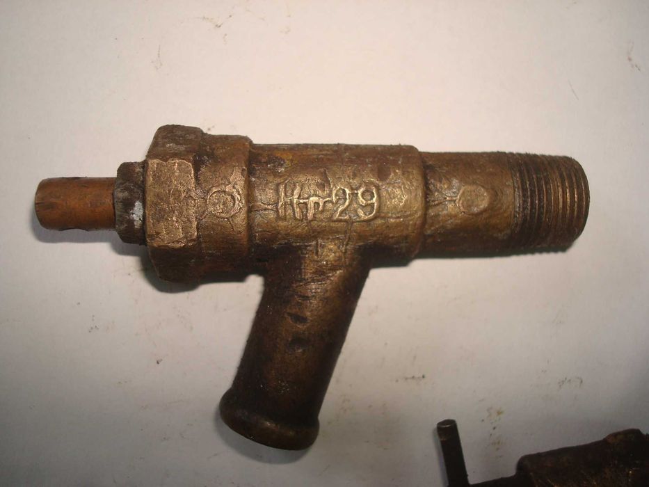 Кран системы охлаждения ГАЗ, УАЗ, сельхозтехника.