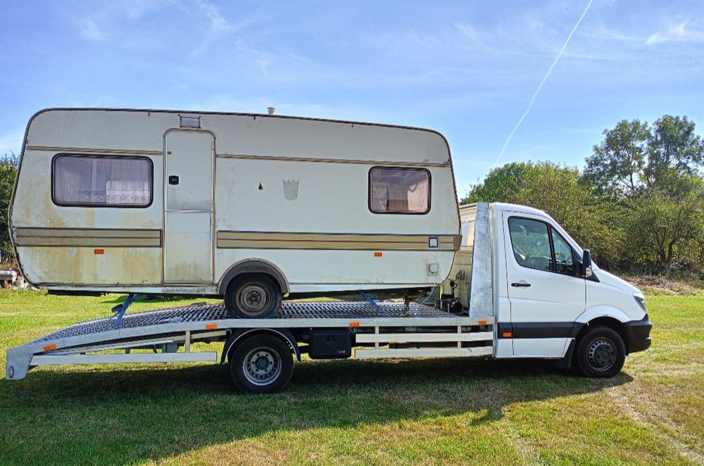 Transport laweta autolaweta holowanie usługi transportowe