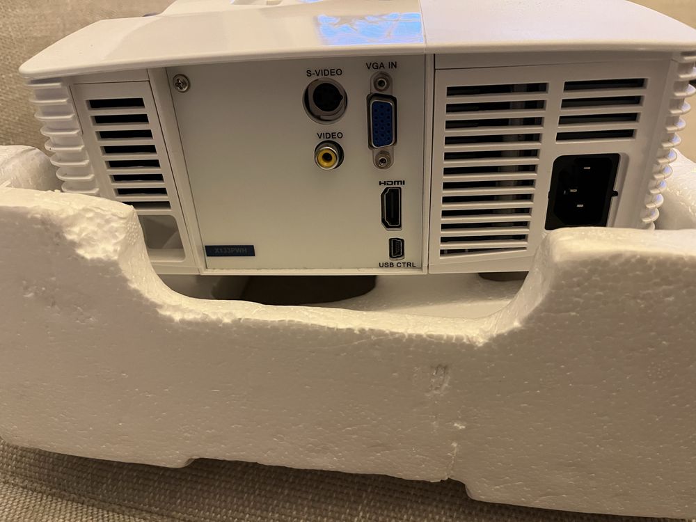 Projektor Acer X133PWH DLP