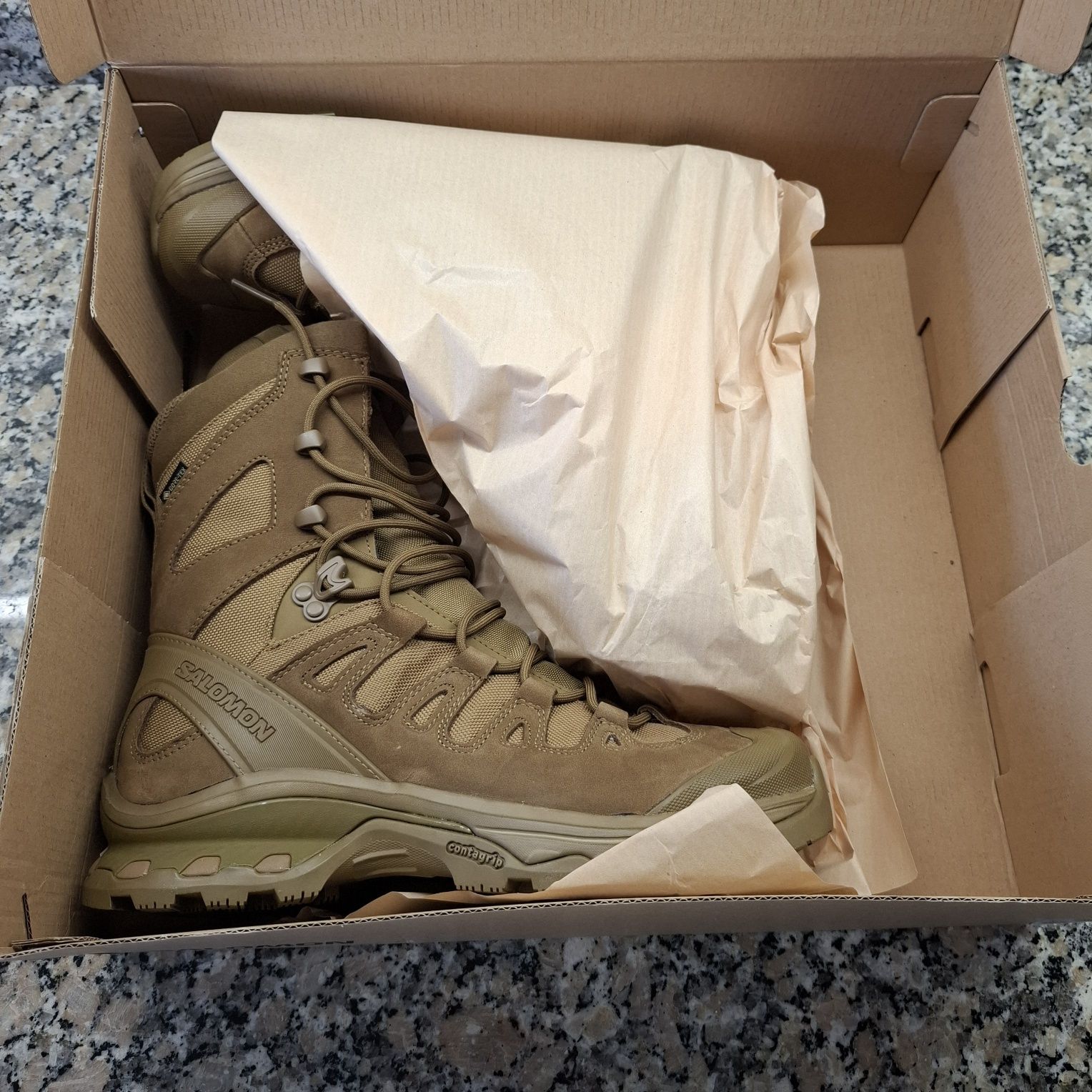 Botas quest 4D forces salomon goretex