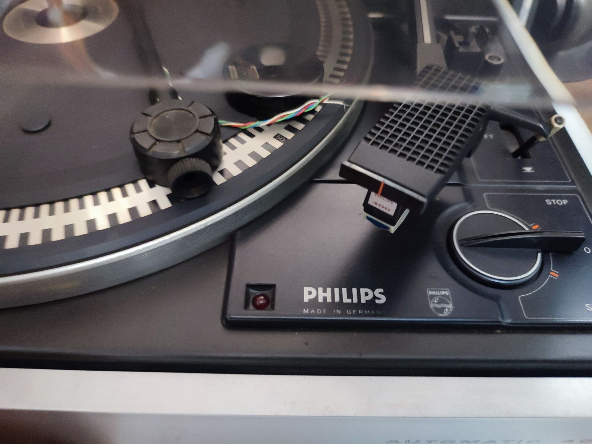 Gira disco Philips L400