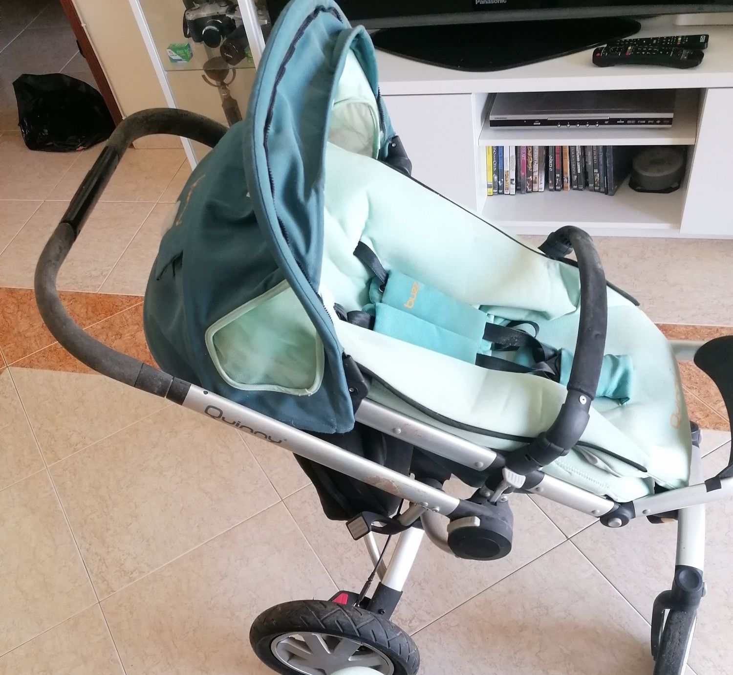 Carrinho Bebé QUINNY 3 em 1 | Alcofa + Proteções | Topo de Gama