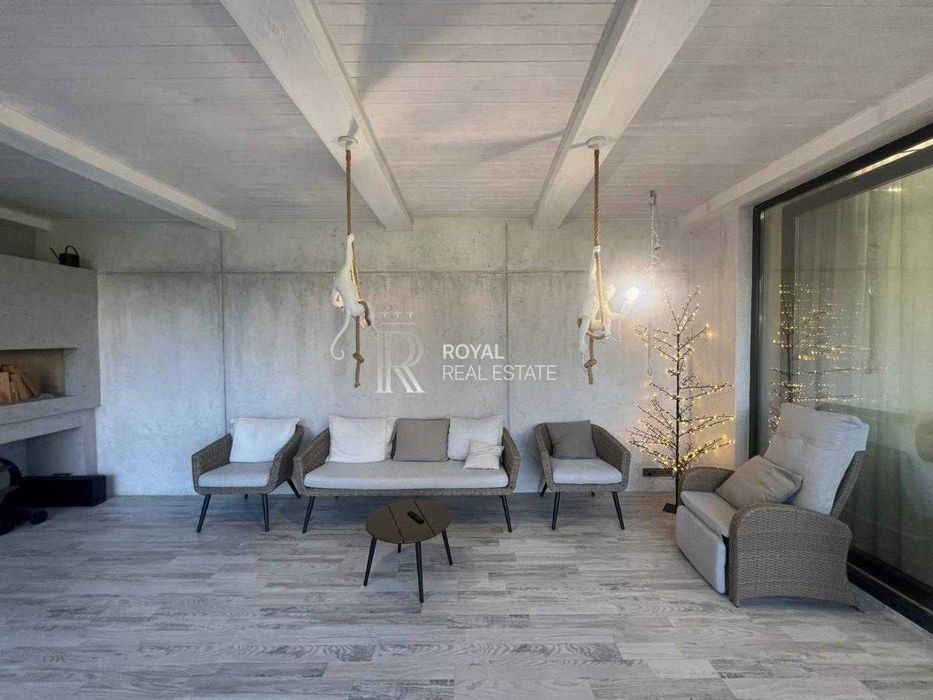 Осещина Продаж Будинку КМ Троянда з Ремонтом 240м2 8 сотих 6к