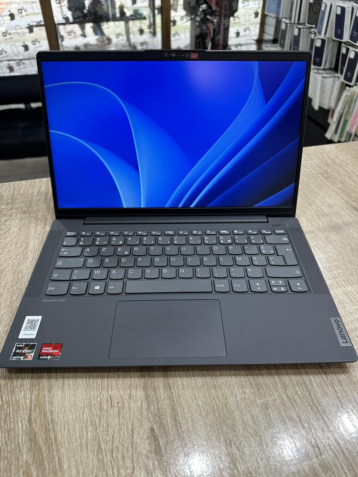 Lenovo Ideapad 15 R5/8/512