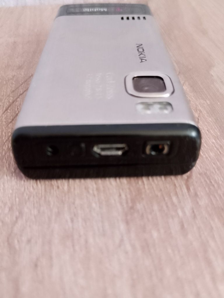 Телефон Nokia 6500slide