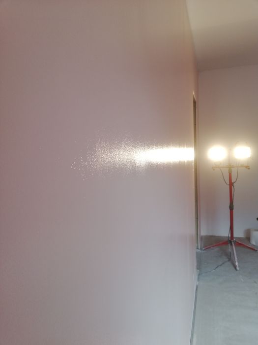 Wykończenia wnętrz remonty gładzie sufity podwieszane wylewki.