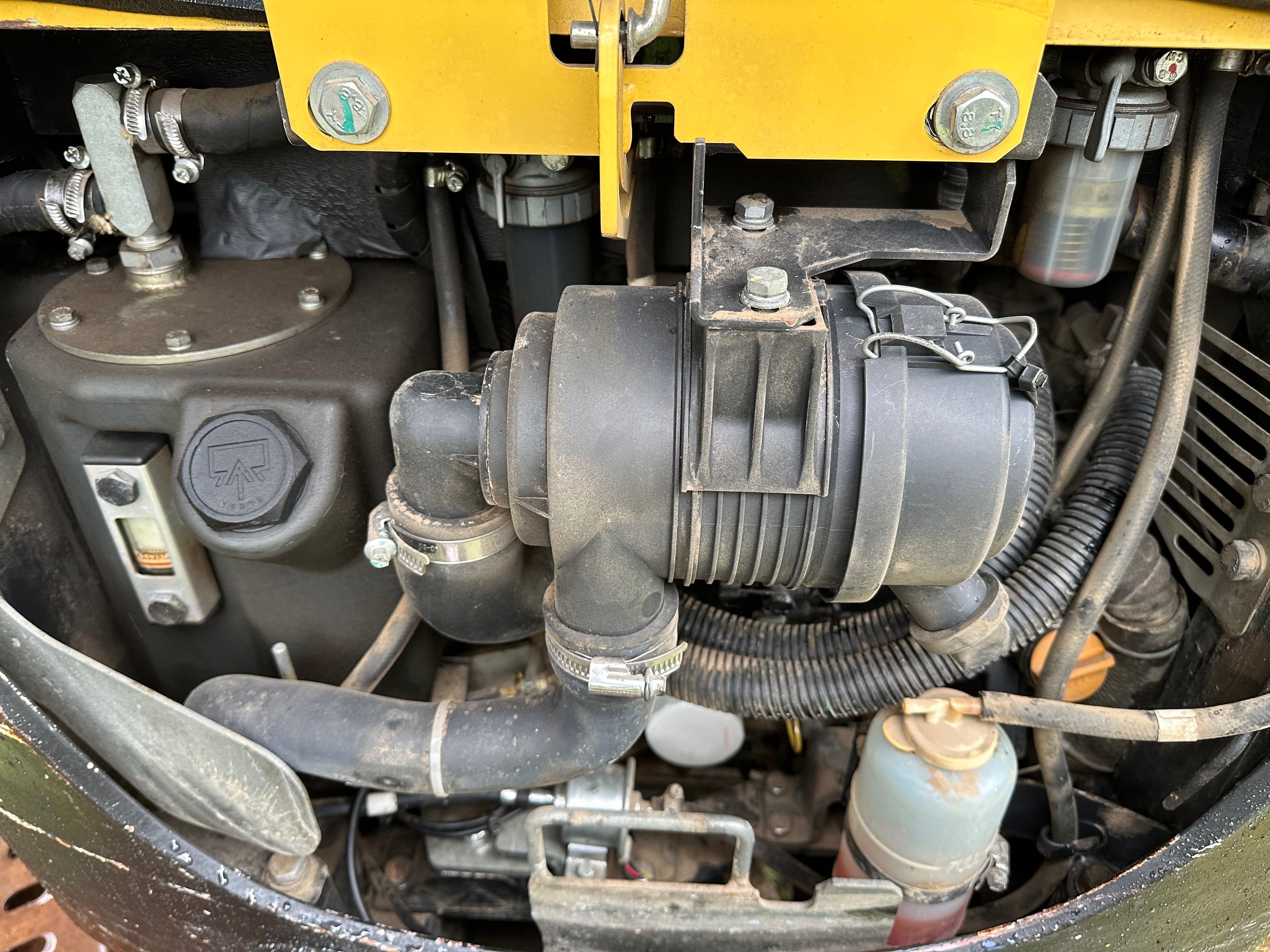 Minikoparka YANMAR 2014 rok w oryginale komplet 3 łyżek 1730kg + Linia