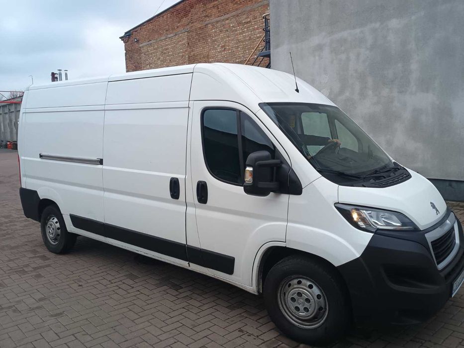 Оренда вантажних автомобілів з водієм - Черкаси та область