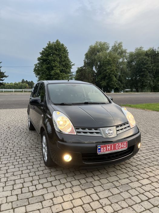 Nissan note 1.6 бензин
