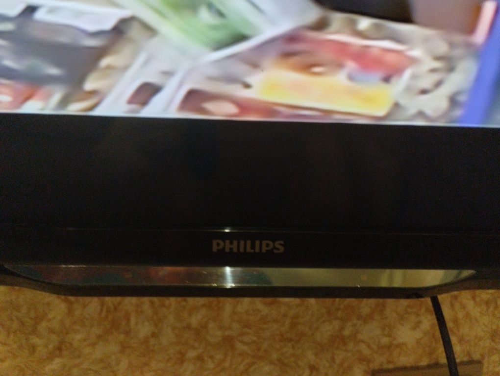 Телевизор Philips 40PFL4308T