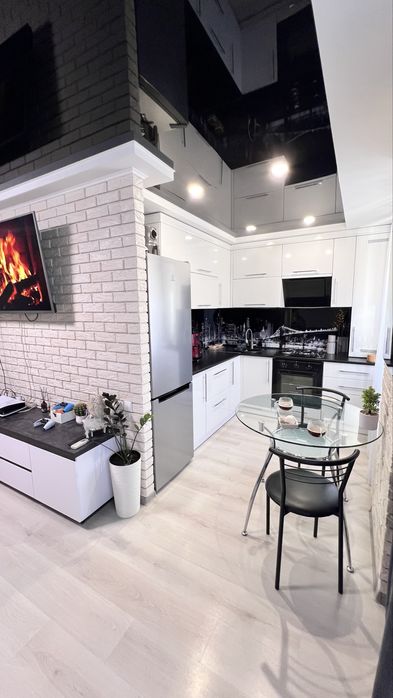 Продаж/ є Відновлення повна комплектація