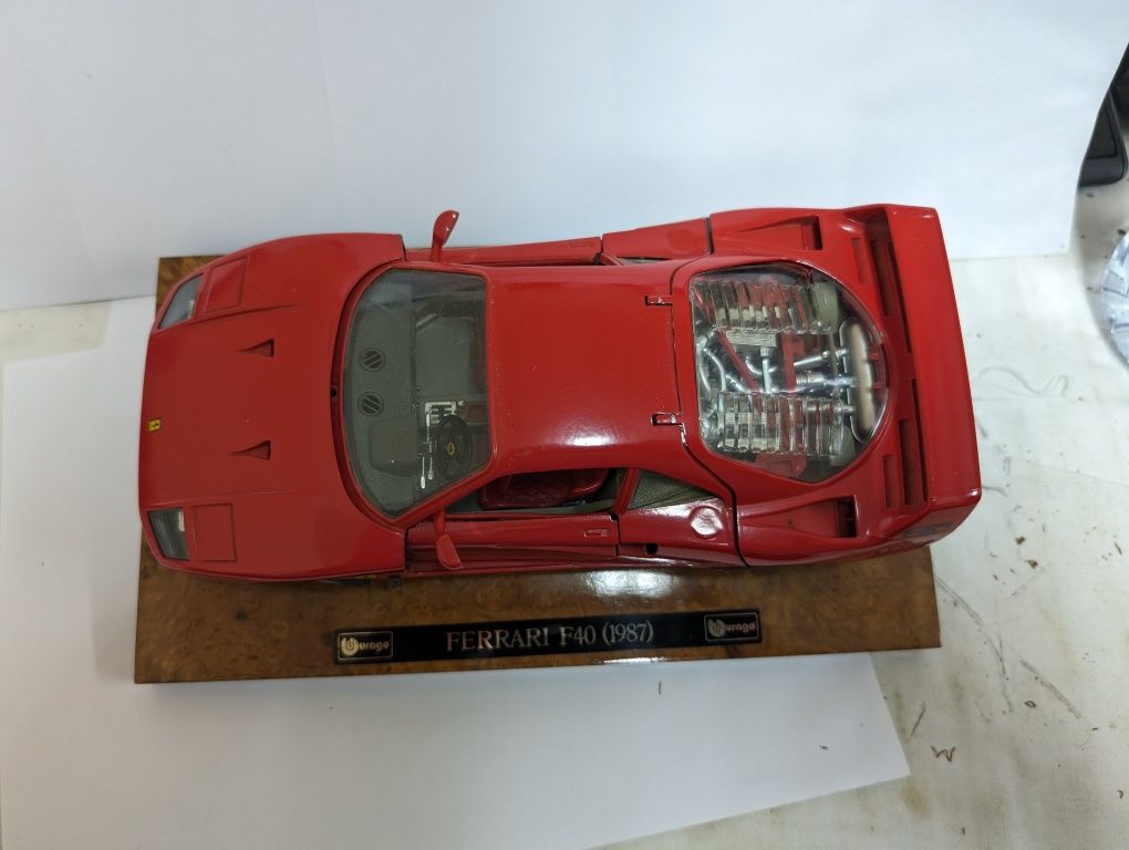 Miniatura Ferrari F40