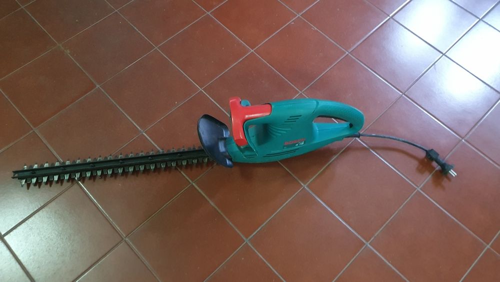 Aparador Sebes Bosch Eléctrico
