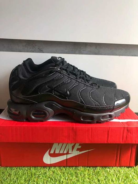 Buty Trampk Nike Air Max TN Plus Black R.42