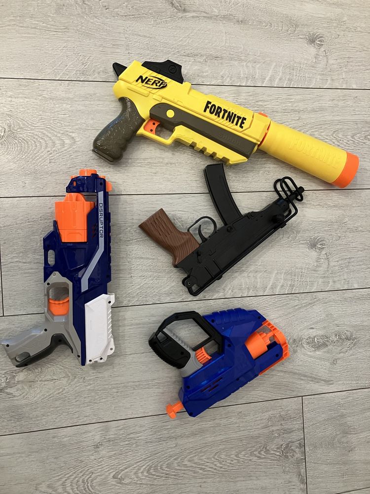 Pistolety NERF mix